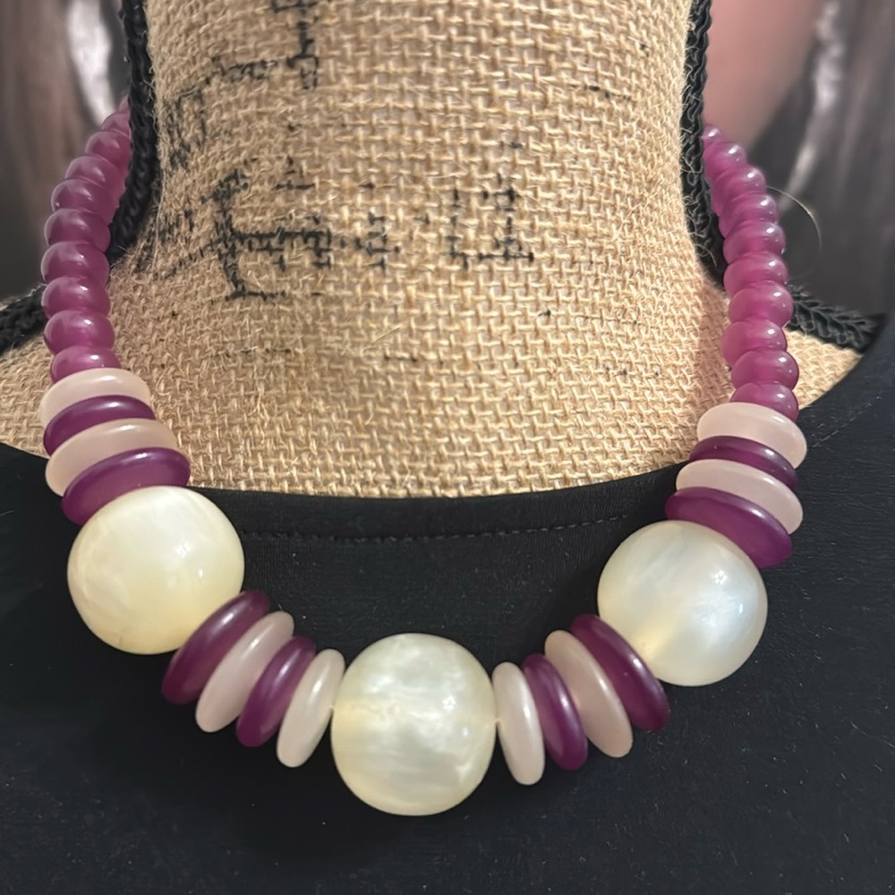 Vintage 80s chunky funky large Moonglow Bead Necklace rare find iridescent